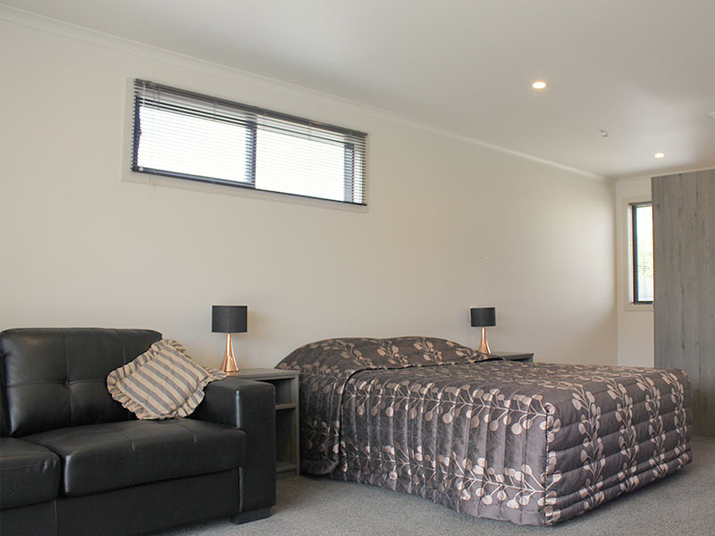 Studio Units 10